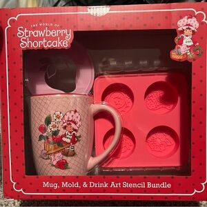 Strawberry Shortcake Coffee Mug Set NWT